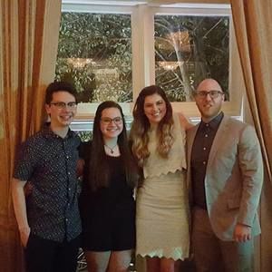 Meet your Posher, Todd